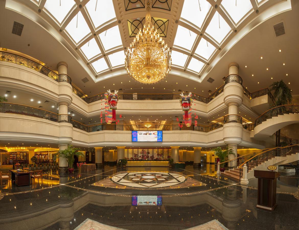 Dongfang Hotel Вэйфан Экстерьер фото