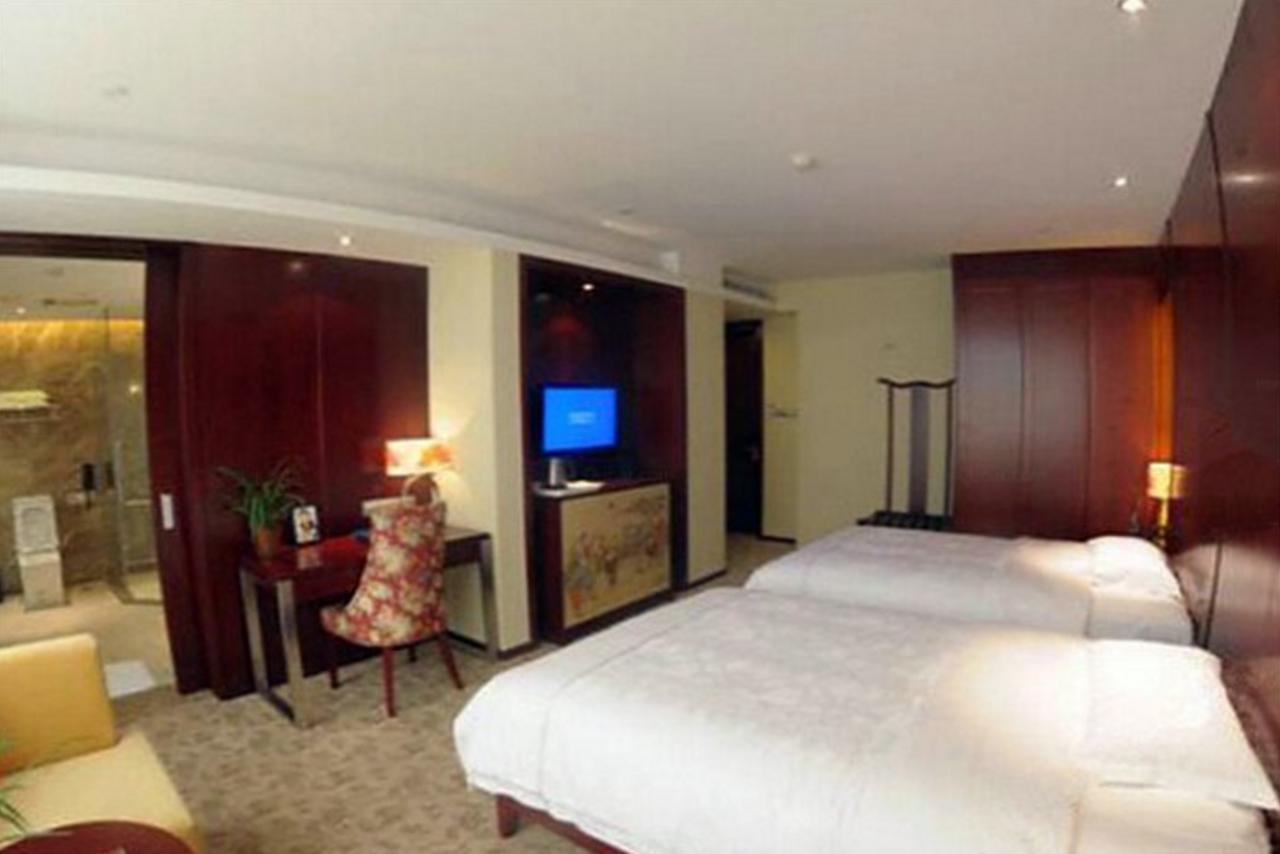 Dongfang Hotel Вэйфан Экстерьер фото